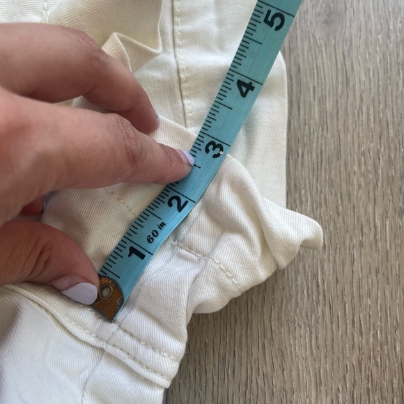 White High Waisted Shorts - Picture 4 of 5